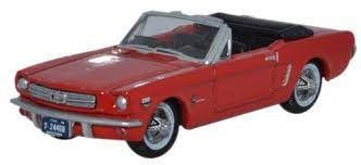 Oxford Diecast 87MU65001 Ford Mustang Convertible Poppy Red, 1:87 Scale