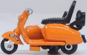 Oxford Diecast 76SC003 Scooter & Sidecar Orange - OO Scale