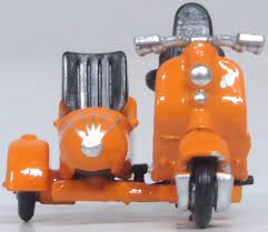 Oxford Diecast 76SC003 Scooter & Sidecar Orange - OO Scale