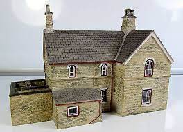 Bachmann Scenecraft 44-142 Highley Station House - OO Scale - Tired Box