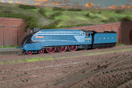 Hornby R30264 "The Great Gathering - 10th Anniversary Collection" LNER A4 Class Steam Locomotive 4-6-2 Number 4464 named 'Bittern' in LNER Garter Blue - OO Gauge