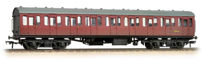 Bachmann 34-608 Mk1 Suburban Second Open Carriage in BR Crimson Livery (Weathered)  - OO Gauge