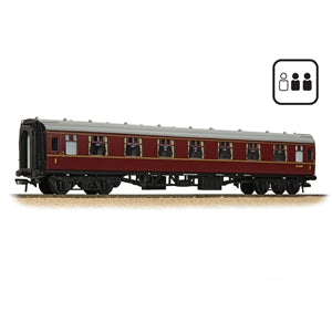 Bachmann 39-151GPF BR MK1 FK First Corridor in BR Maroon (with fitted passenger figures) - OO Gauge