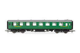 Hornby R40221 SR Maunsell Composite Dining Saloon '7844', OO Gauge