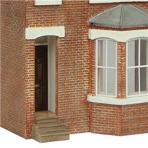 Bachmann Scenecraft 44-0214B Low Relief Right Hand Bay Terrace, Black- OO Scale