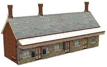 Bachmann Scenecraft 44-144 Highley Station Booking Hall - OO Scale