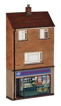 Bachmann 44-247 Low Relief Bookmakers With Maisonette, OO Gauge, Model Building