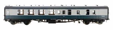 Lionheart Trains / Dapol 7P-001-502 BR Mk1 Blue/Grey BSK W34153 with Window Beading-  O Gauge (1:43 Scale)