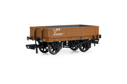 Hornby R60188 LMS 3 plank wagon Number 472867 in LMS Bauxite- OO Scale