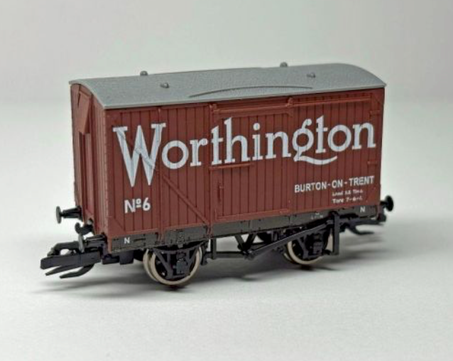 Peco TTR1305P - LMS/BR Grey 9ft wheelbase Van - "Worthington" - TT Gauge