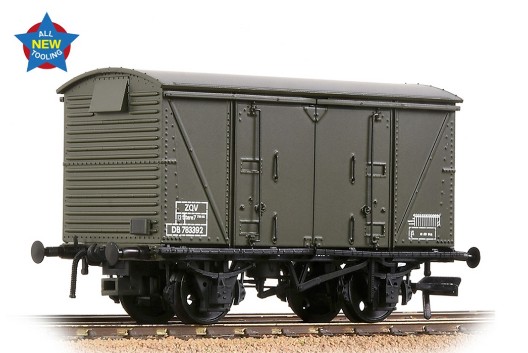 Bachmann 38-875 BR 12T Vanwide - BR Departmental Green - OO Scale