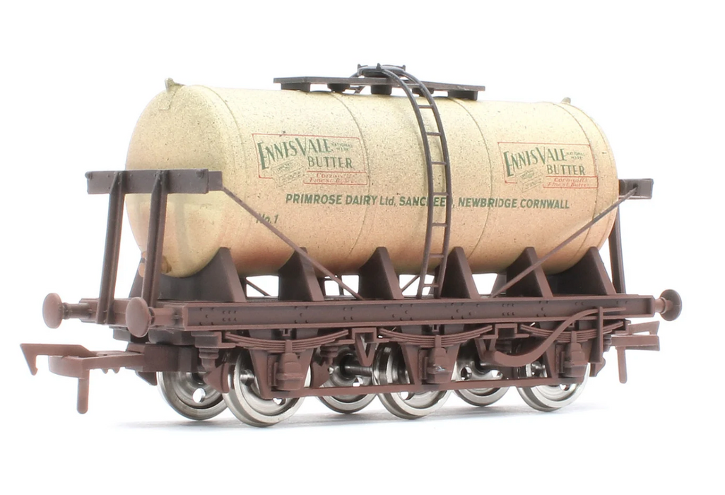 Dapol 4F-031-150 6 WHEEL MILK TANKER Ennis Vale Butter - WEATHERED- OO Gauge