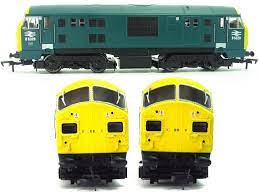 Dapol D1000H Class 22 BR Blue D6328 Split Headcode Box, Full Yellow Ends, OO Gauge