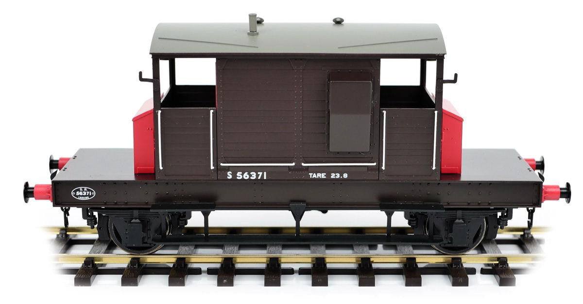 Dapol 7F-100-101 Brake Van SR Brown/Red Small Lettered Uneven PLank Wagon S56371 - Uneven Plank Nr 56352 - O Gauge