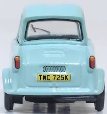 Oxford Diecast 76INV0025 AC Invacar Pale Blue (Hubnut) 1:76 Scale (OO)