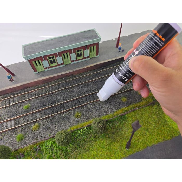 Gaugemaster GM568 Track Cleaning Pen (50ml)