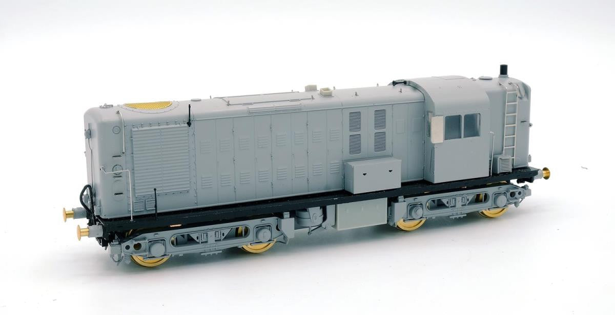 Heljan 1081 NBL Diesel 10800 BR Early Emblem Black/Silver Weathered Diesel Locomotive - OO Gauge