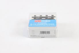 Peco SL-713 Transition Track from Code 124 Bullhead to Code 143 Flat bottom Rail (Pack of 4) - Wooden Sleeper (O Gauge)