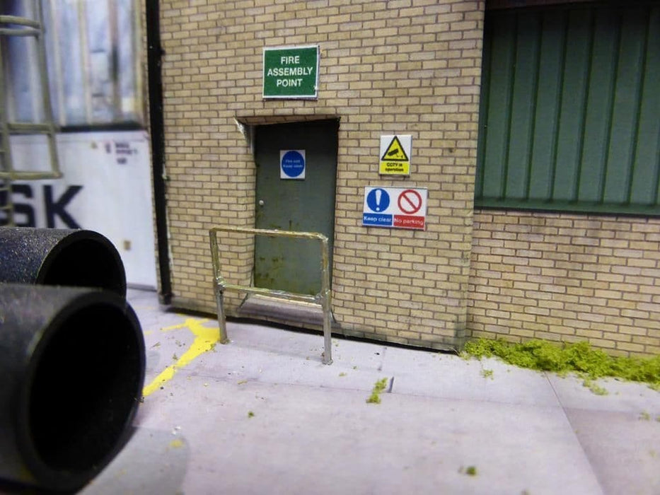 Scale Model Scenery LX097 Tubeclamp Railings, Laser Cut Kit- OO/HO Scale