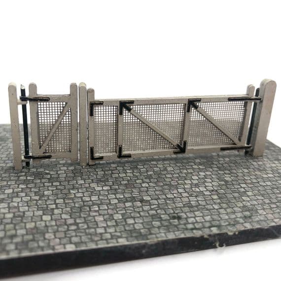 Scale Model Scenery LX484 NYMR Crossing Gates, Laser Cut Kit- OO/HO Scale
