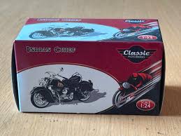 Atlas Editions Indian Chief Motorbike - 1:24 Scale