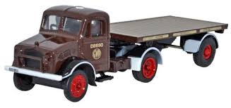 Oxford Diecast 76DB008 GWR Bedford OX Flatbed Trailer, 1:76 Scale