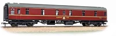 Graham Farish 374-925 Mk1 SLSTP Coach Sleeping Car Second Class BR Maroon - N Gauge - Pre-Owned