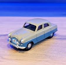 Classix EM76803 Ford Mk 1 Zephyr Zodiac Dorchester Grey Over Winchester Blue- 1:76 Scale (OO)