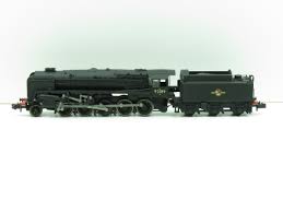 Dapol 2S-013-008 Class 9F Steam Locomotive number 92189 in BR Unlined Black with Late Crest - N Gauge