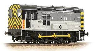 Bachmann 32-122 Class 08 08834 BR Railfreight Distribution Shunter, Diesel Locomotive, OO Gauge