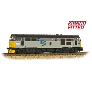 Graham Farish 371-136SF Class 31/1 (Refurbished) Diesel Locomotive Number 31319 in BR Railfreight Petroleum Sector Livery DCC SOUND FITTED - N Gauge
