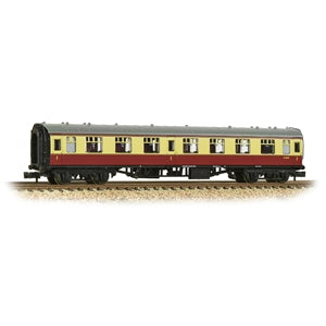 Graham Farish 374-815A BR MK1 FO First Open Coach in Crimson and Cream Livery - N Gauge