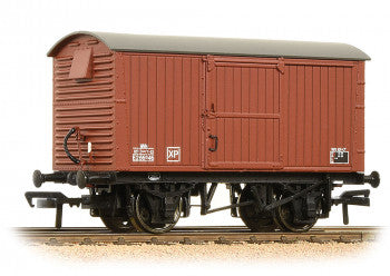 Bachmann 38-380A 12ton Ventilated Van with Corrugated Ends in BR Bauxite (Early) Livery - OO Gauge