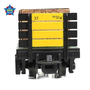 Bachmann 393-175 RNAD Flat Wagon RNAD Black Planked Yellow Ends With Load - OO9 Scale