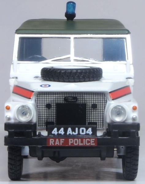 Oxford Diecast 43LRL010 Landrover RAF Police Akrotin, 1:43 Scale, O Sclae