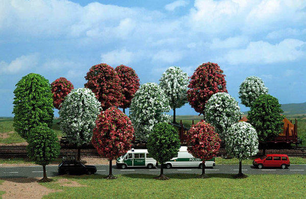 Busch 6584 18 40-70mm Blooming Trees, N/TT Scale