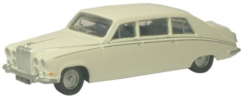 Oxford Diecast 76DS001 Daimler DS420 Old English White - 1:76 Scale