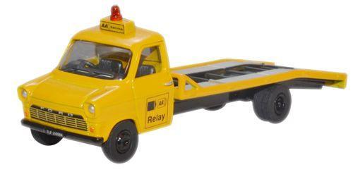 Oxford Diecast 76FTB002 Ford Transit Mk1 Recovery AA Branding - 1:76 (OO) Scale