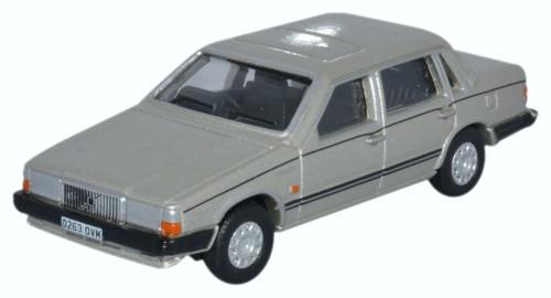 Oxford Diecast 76VO001 Volvo 760 Gold Metallic - 1:76 (OO) Scale ** Last One - No longer available from Supplier