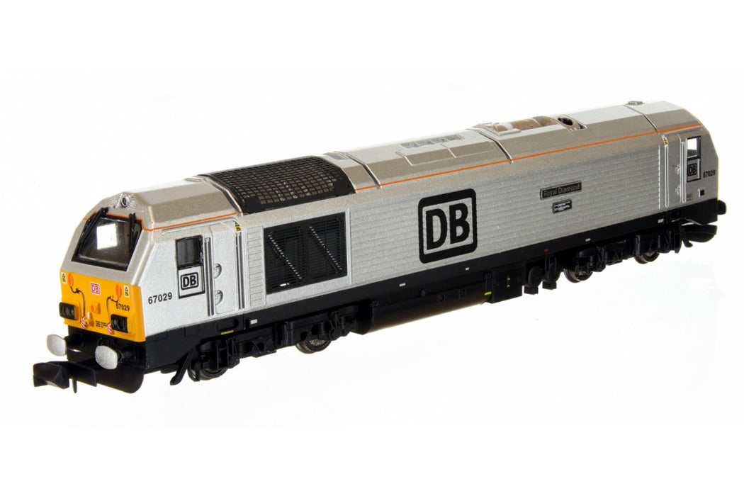 Dapol 2D-010-011 Class 67 029 Royal Diamond DB Silver - N Gauge