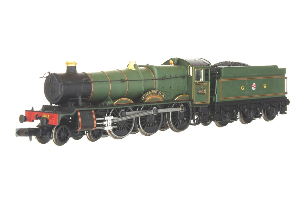 Dapol 2S-010-005 Hall Class Steam Locomotive Number 4953 "Pitchford Hall" GW Green with GW Legend and Crest - N Gauge