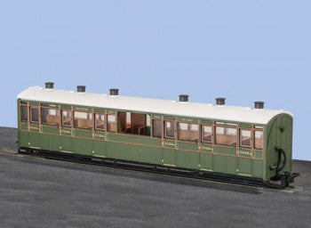 Peco GR-451A Centre Observation Bogie Coach Number 2466 in Southern Railway Livery - OO9 Gauge
