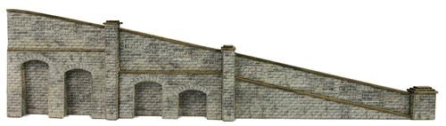 Metcalfe PN149 Stone Tapered Retaining Walls Card Kit - N Scale