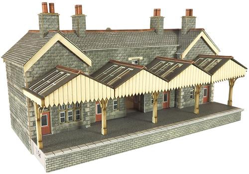 Metcalfe PN920 Mainline Station Booking Hall Card Kit - N Scale