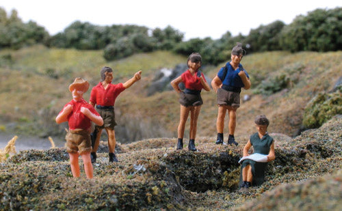 Modelscene 5122 Hikers Figure Set (5 painted figures) - OO / HO Scale