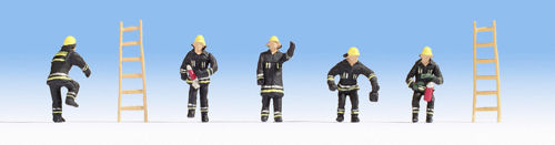 Noch 15021 Fire Brigade Black Clothing Figure Set  x 5 (HO Scale)