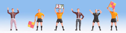 Noch 15989 Football Match Officials (4) Figures & Coaches (2) Figures Set - OO / HO Scale