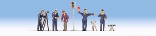 Noch 36100 German Traffic Police Officers (4) and Civilian (N Scale)