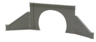 Peco NB-32 Double Track Tunnel Mouths And Retaining Walls (2 tunnel mouths) - N Scale