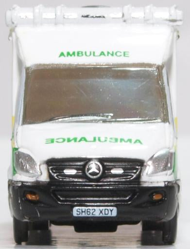 Oxford Diecast NMA004 Mercedes Ambulance Scottish Ambulance Service - N Scale